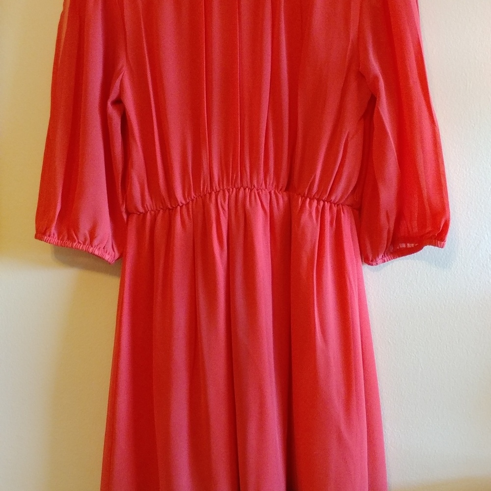 Dress - Picture 4 of 7